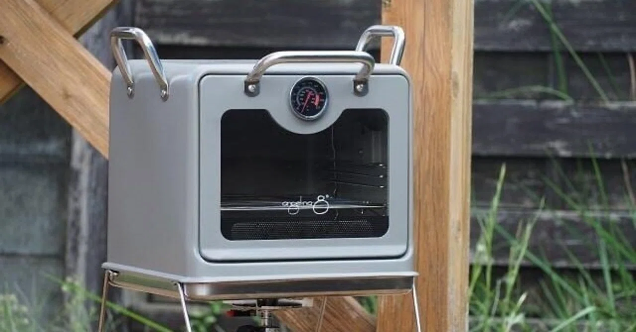 Stove Top Oven  アウトドア用1台4役のオーブン　値下げ中❗️ 1台4役のアウトドア用マルチオーブン『Stove Top oven』がクラウド