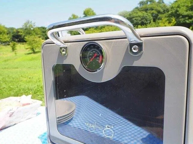 Stove Top Oven  アウトドア用1台4役のオーブン　値下げ中❗️ 1台4役のアウトドア用マルチオーブン『Stove Top oven』がクラウド