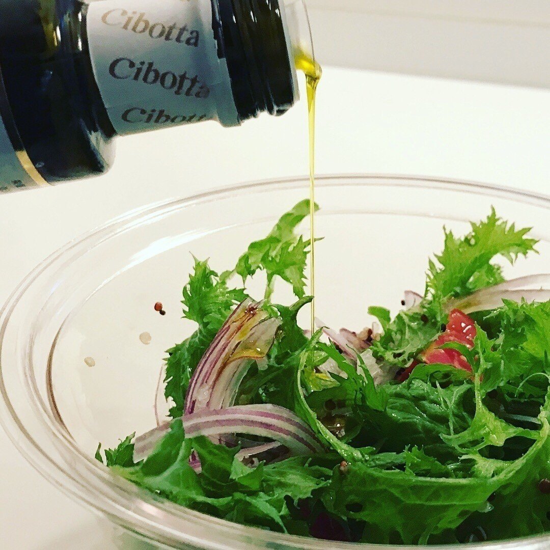 全粒粉パンのトーストとサラダにはアボカドオイル みずのさちこ Note