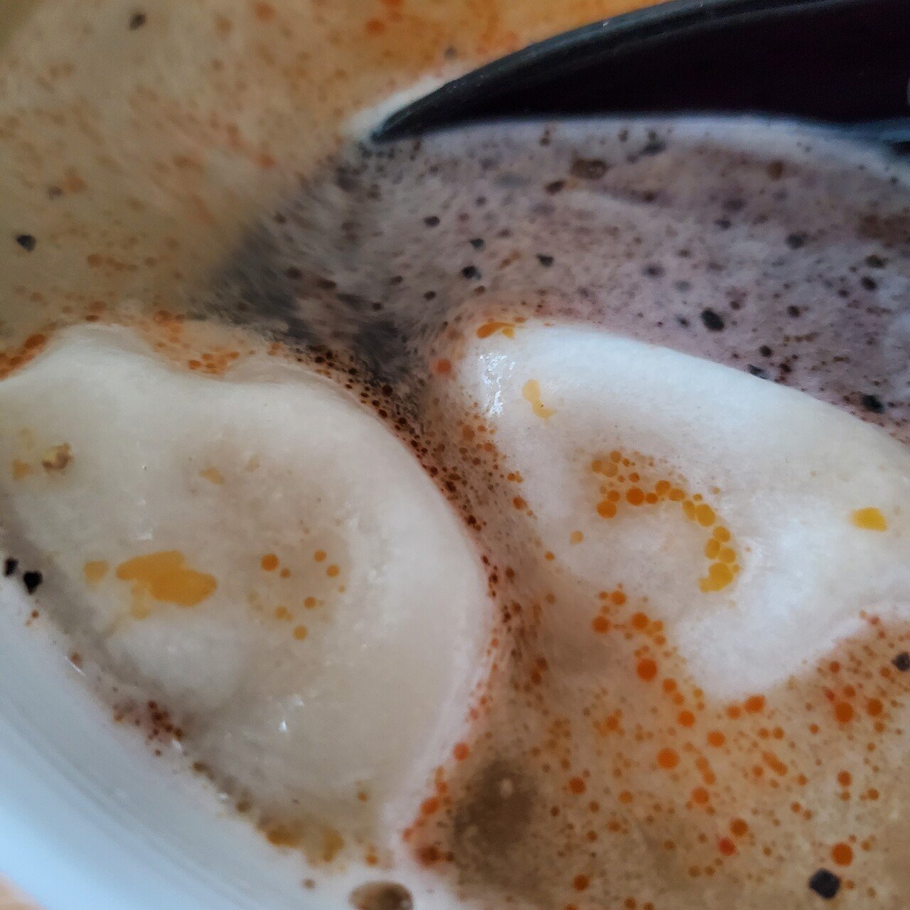 意識が綱渡り状態 途切れそう で なんか食べようかと 水餃子のスープ 器に水餃子と水入れてレンチン ウェイパァーと塩胡椒 ラー油 簡単で美味しいよ Nanaki Nanashino Note