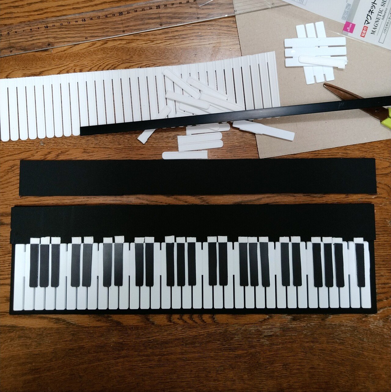 藤井風　ピアノ鍵盤デザイン タオル 黒 ☆お値下げ❢❢ ☆新品同様☆ 藤井風 ピアノタオル 鍵盤 黒 - メルカリ