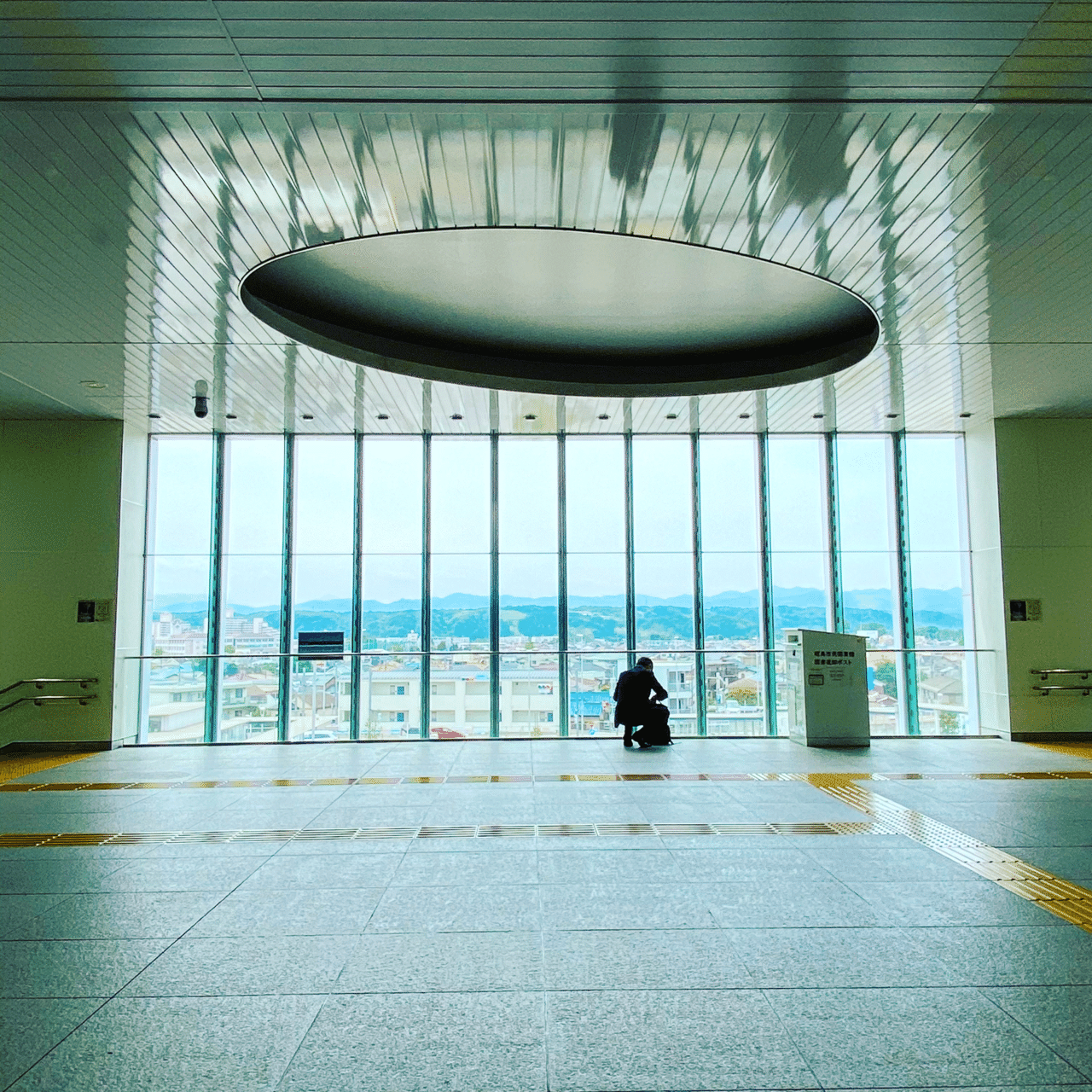 東京建築巡り 吸い込まれそうな円形 東京の建築 アート巡りオタク Tanrock Note