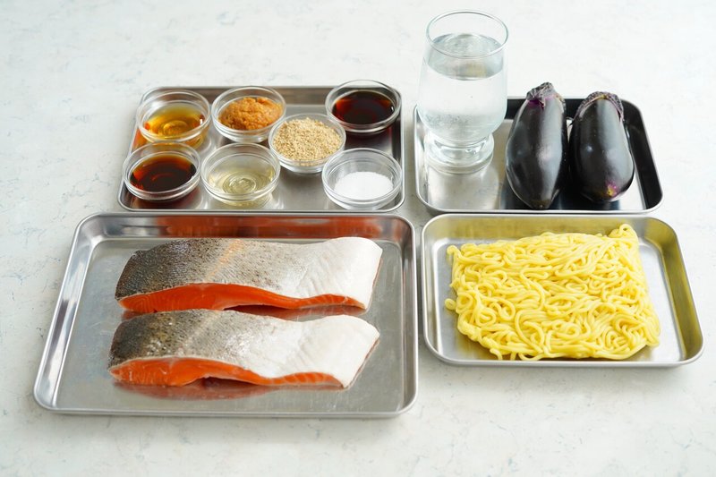 サーモンとなすのごま味噌冷やし中華 うみとさち Note