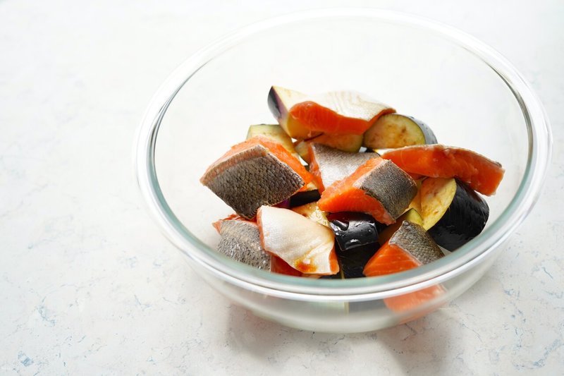 サーモンとなすのごま味噌冷やし中華 うみとさち Note