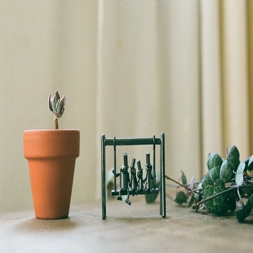 我が家のダイニングテーブル｜4人家族｜30代｜東京｜｜GENVLOG