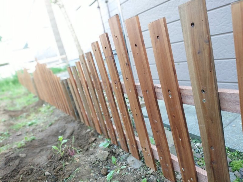 Diy 解体したベッドのスノコの行方は 木琴 マリンバ いいえ 全然ただの木柵です つぐみ Note