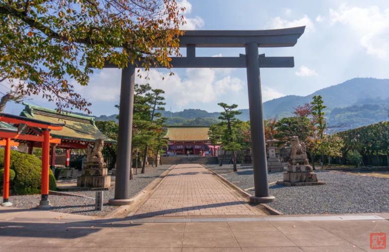 亀山神社鳥居