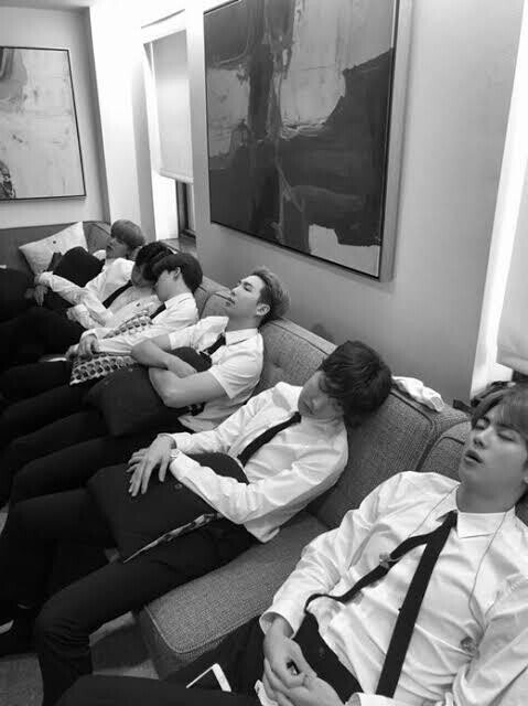 皆さん聞きました Bts 7月9日にカムバだそうですよ まだbutterの消化が終わってないのに またカムバ しかもarmyの誕生日だそうで 色んな想像がまた膨らんじゃう Bluerose Note 皆さん聞きました Bts 7月9日にカムバだそうですよ まだbutterの消化が終わってないのに またカムバ しかもarmyの誕生日だそうで 色んな想像がまた膨らんじゃう Bluerose Note