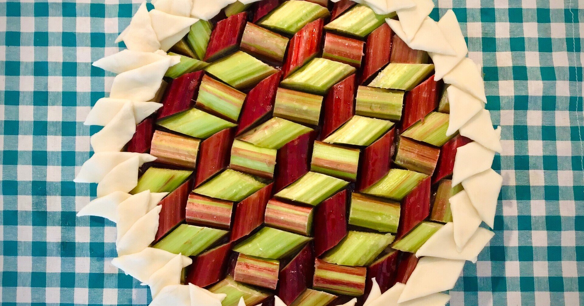 旬のルバーブで 幾何学模様タルト ユイじょり Note 旬のルバーブで 幾何学模様タルト ユイじょり Note