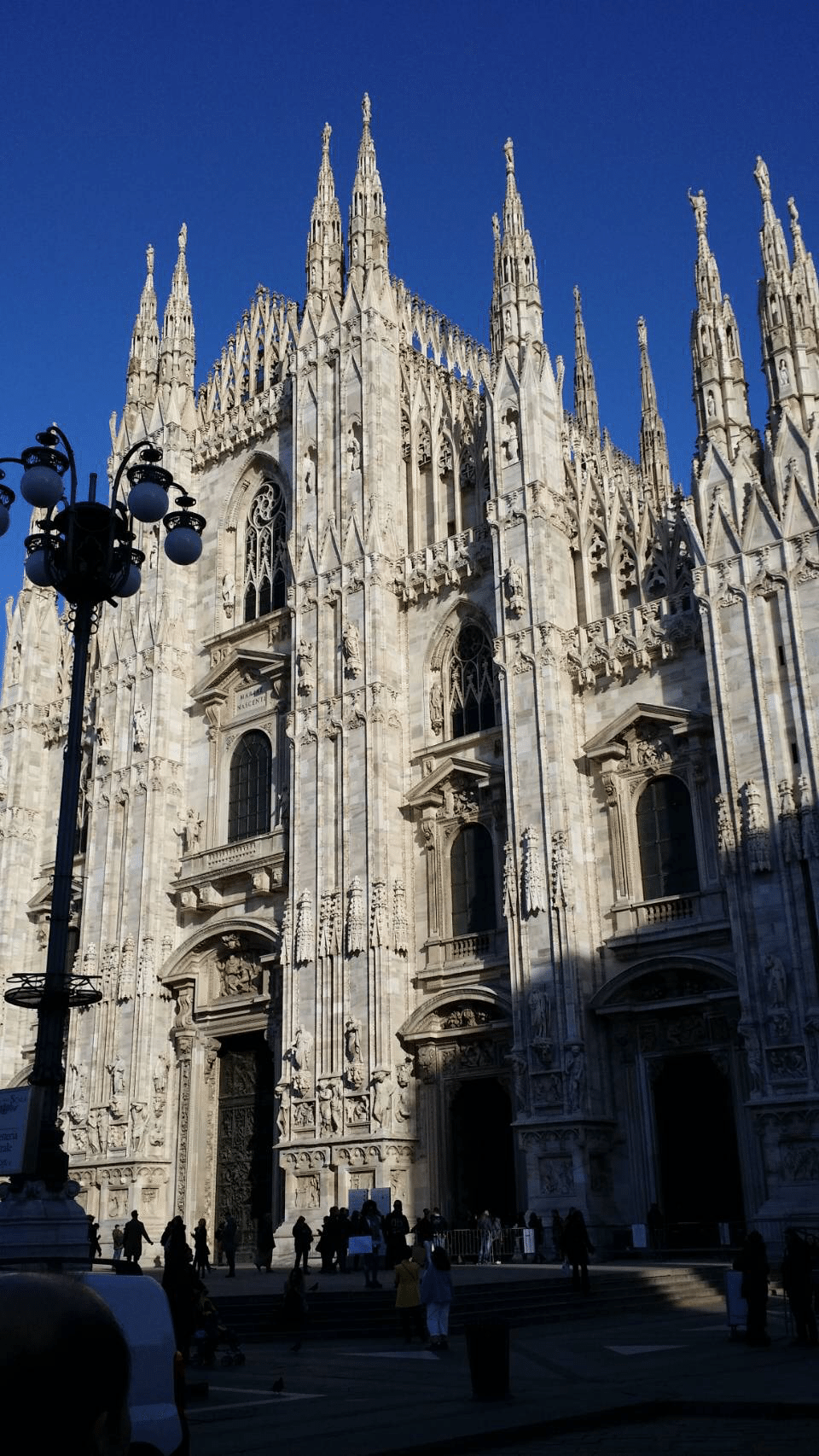 ミラノ大聖堂 ドゥオーモ と最後の晩餐 イタリア ミラノ 晴田そわか 制限中 Note