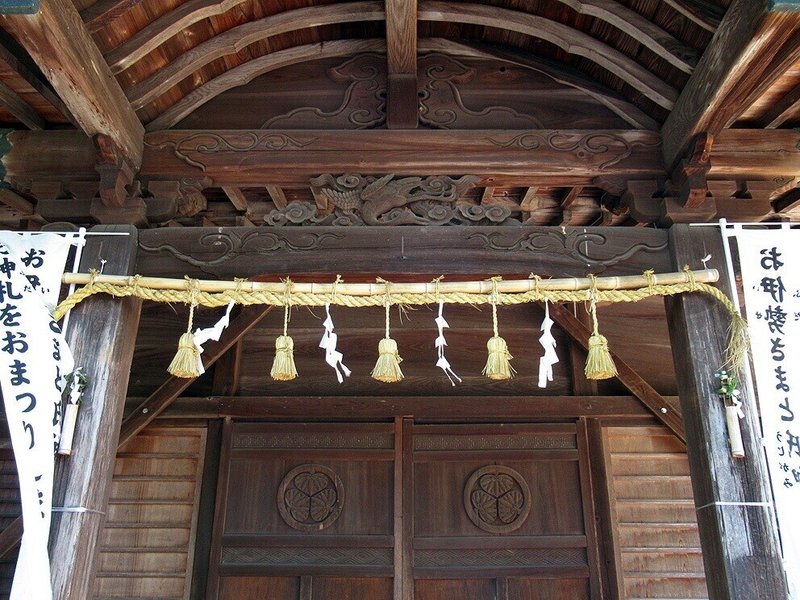 6大岡白山神社拝殿