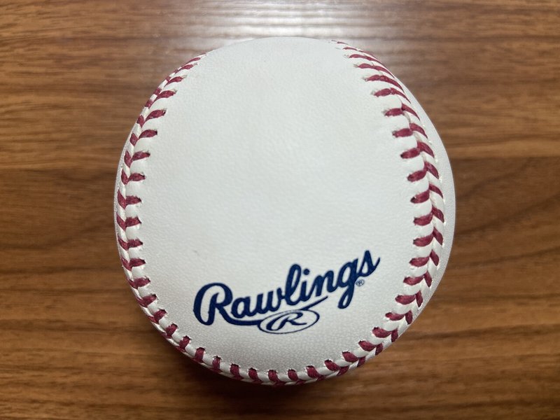 メジャーのボールは滑る Mlbとnpbの公式球 触って違いを確かめた 誰かのためのノート Note