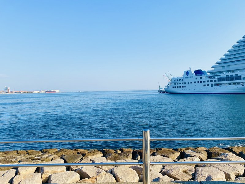 泣きなさい 笑いなさい サリ 海外帰りの感性直感型アーティスト Note 泣きなさい 笑いなさい サリ 海外帰りの感性直感型アーティスト Note