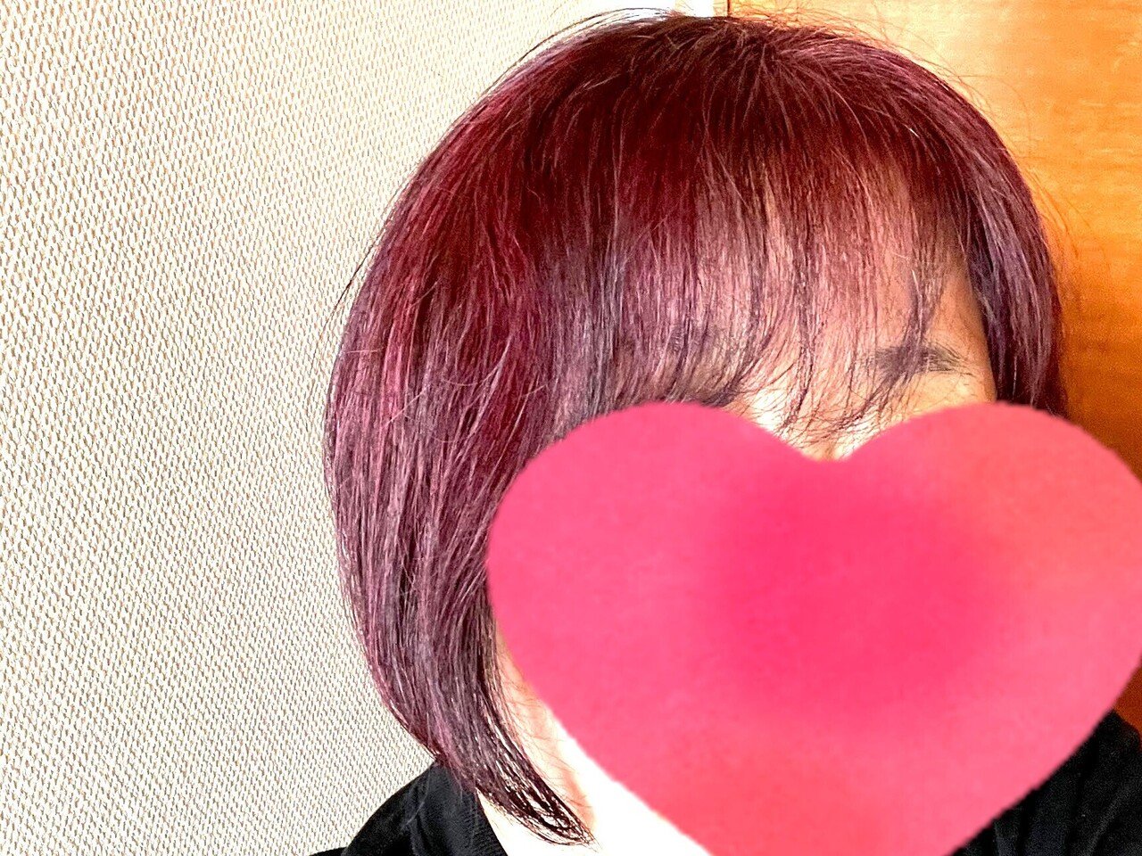 それで髪なのですが どーしてもピンク系にしたかったのでカラーバターで染めてみましたら 思ったより発色が良くて派手めの髪色になりました こんなに攻めた髪 色にしたのは初めてですが楽しいです うらうらうらぁ いな Note それで髪なのですが どーしてもピンク系にしたかったのでカラーバターで染めてみましたら 思ったより発色が良くて派手めの髪色になりました こんなに攻めた髪 色にしたのは初めてですが楽しいです うらうらうらぁ いな Note