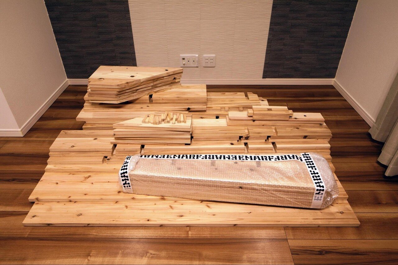 プロのデザイナーと一緒に、テレビボードを兼ねた大型の棚をつくる #PR