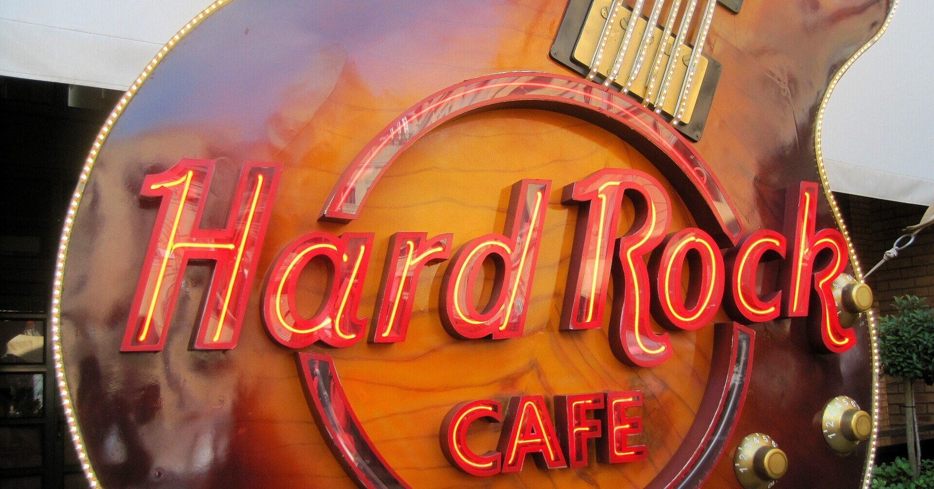 ハードロックカフェ(Hard 敏感性 Rock Cafe)マルタシティティ ハードロックカフェ(Hard 敏感性 Rock Cafe)マルタシティティ