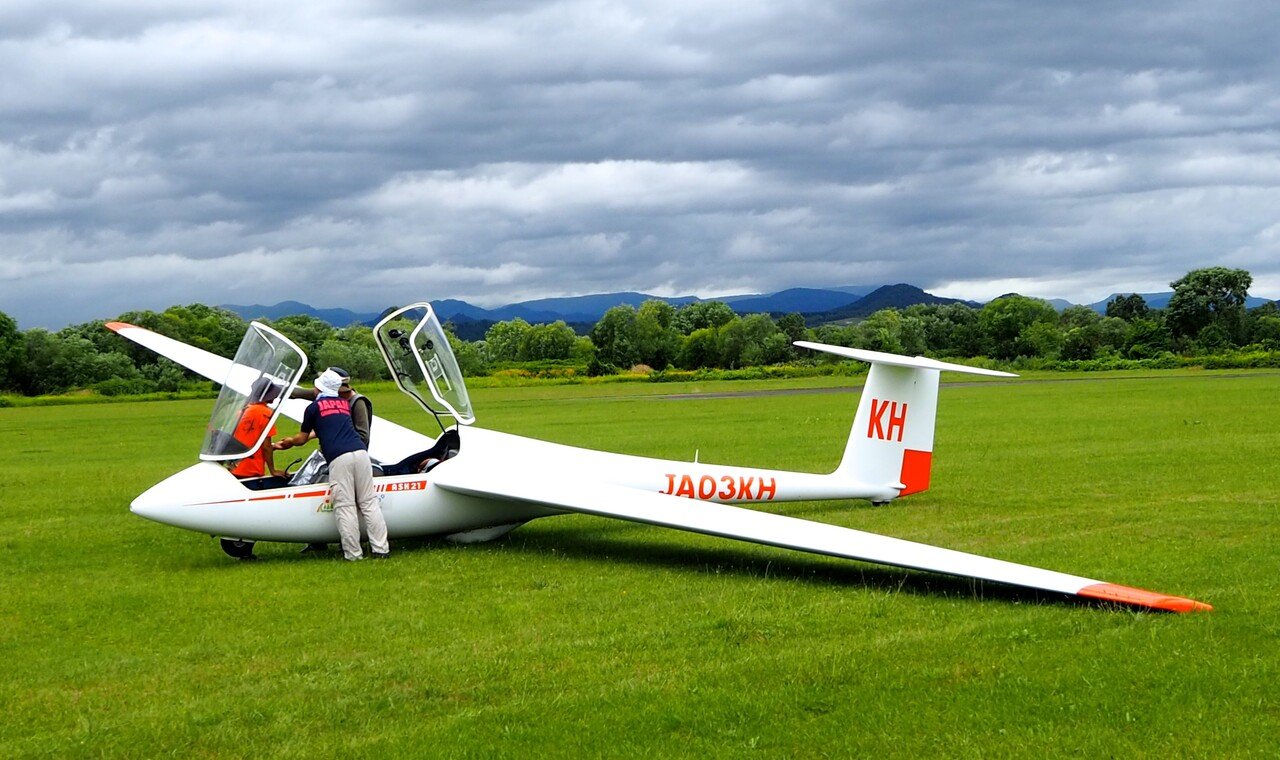 39 飛行機note】 エンジンのない滑空機、グライダー｜Sora＊note