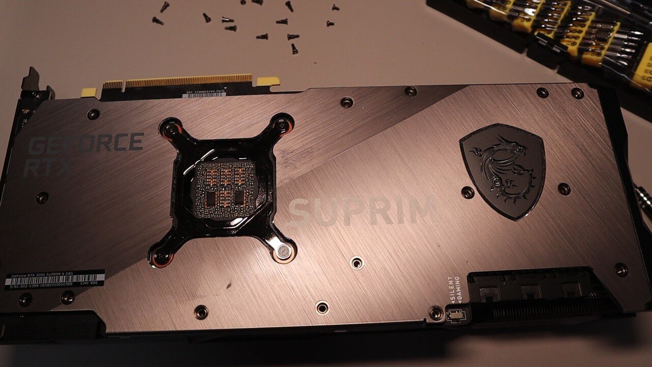 EKWB製 GTX1080本格水冷　水枕+バックプレート 目指せ2.1GHz！ GTX1080をEKWB水枕で本格水冷化 | 自作とゲーム