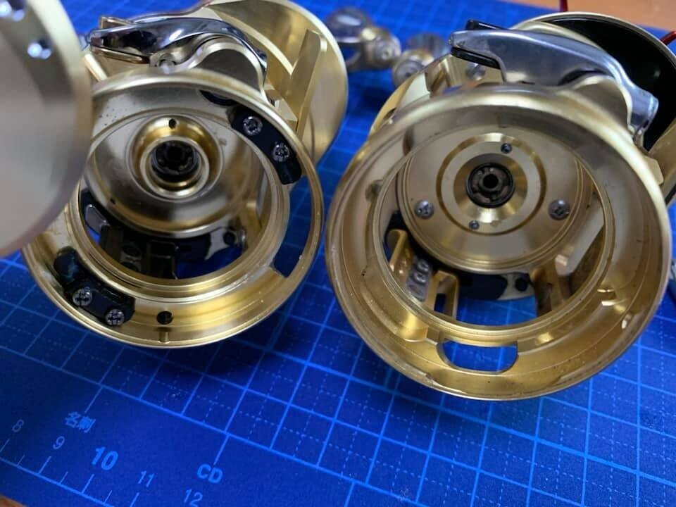 21カルカッタコンクエスト101hg スプール無し 21カルカッタコンクエスト 101HG アベイルスプール付き