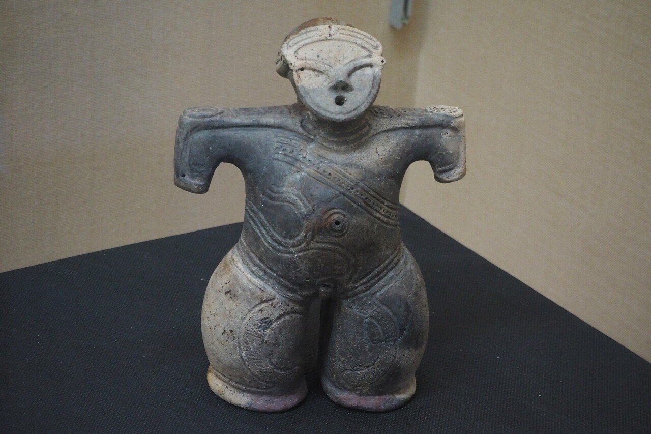 国宝級の土偶の逸品ー韮崎市民俗資料館[JOMOSEUM]｜土