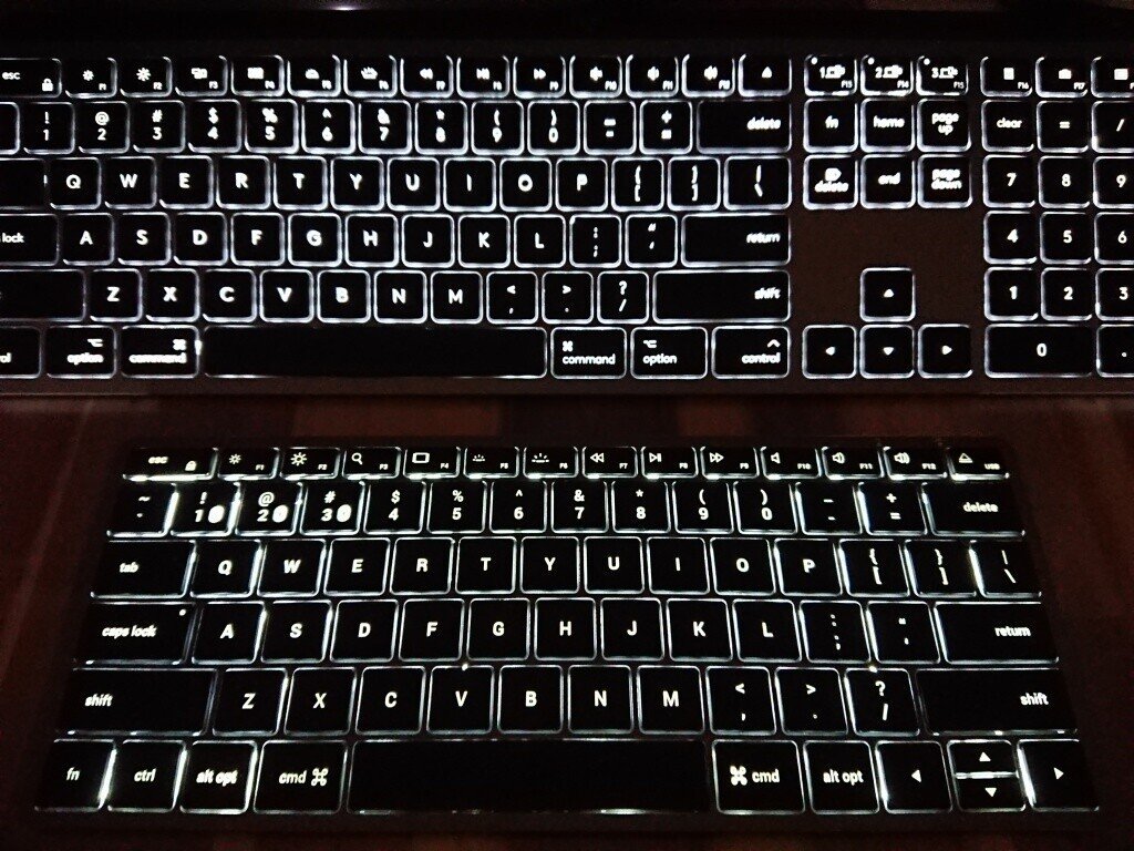 キーボード Satechi Slim X1 71F21ABWOWL._UF1000,1000_QL80_.jpg