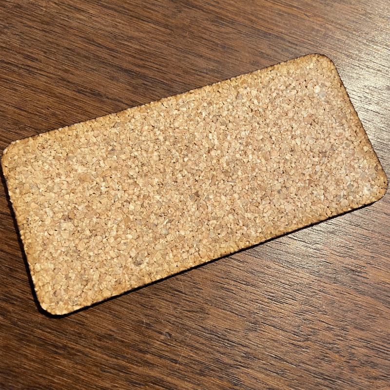 コルク彫刻の見本だぞ（加工動画あり）｜アネモネスキー・チャン