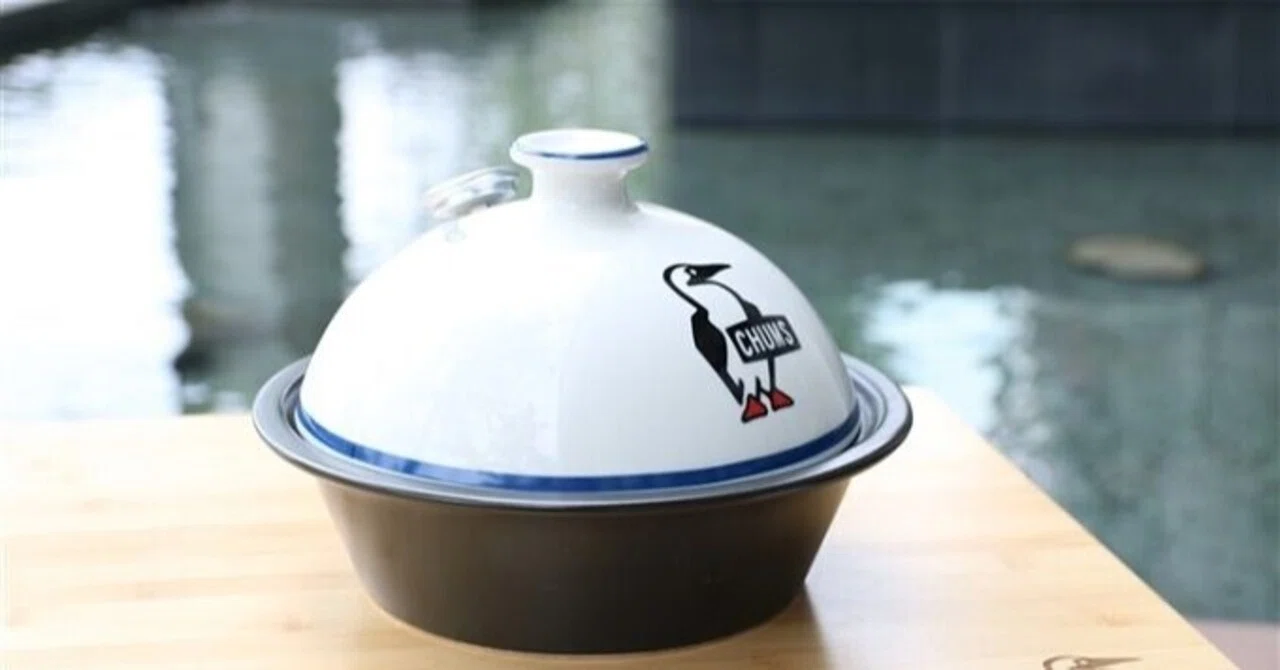 人気すぎて入手困難！？SOTOとCHUMSがコラボレーションした陶器製燻製