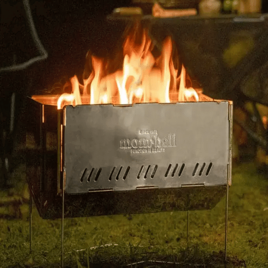 モンベルから高い燃焼効率を実現した焚火台が登場！『フォールディング