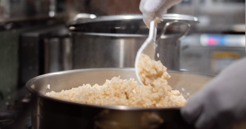 【国産玄米使用のワケ】玄米はなぜダイエット・減量に良いのか？