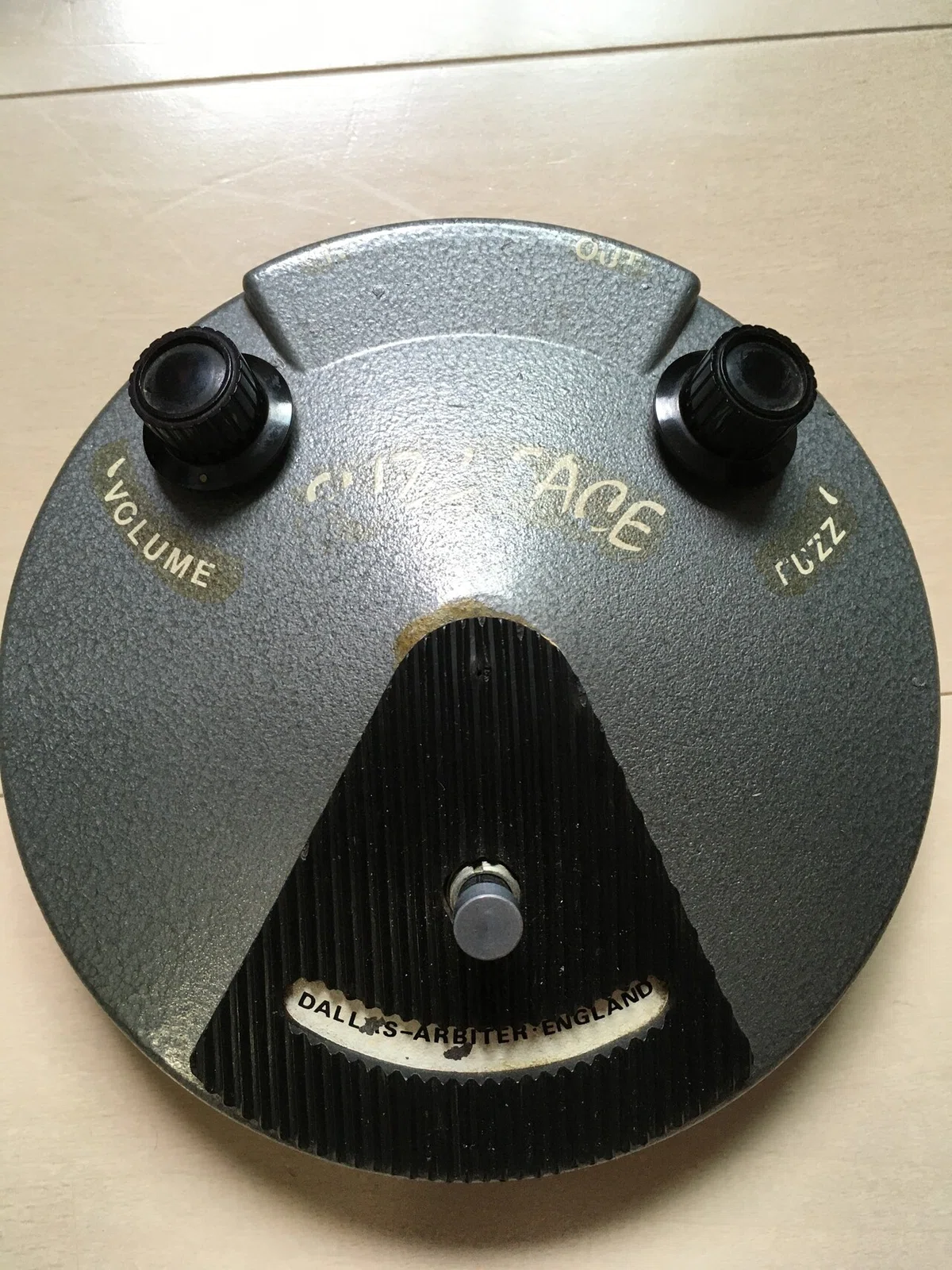 Fuzz Face si 粘っこい bc108c TFK