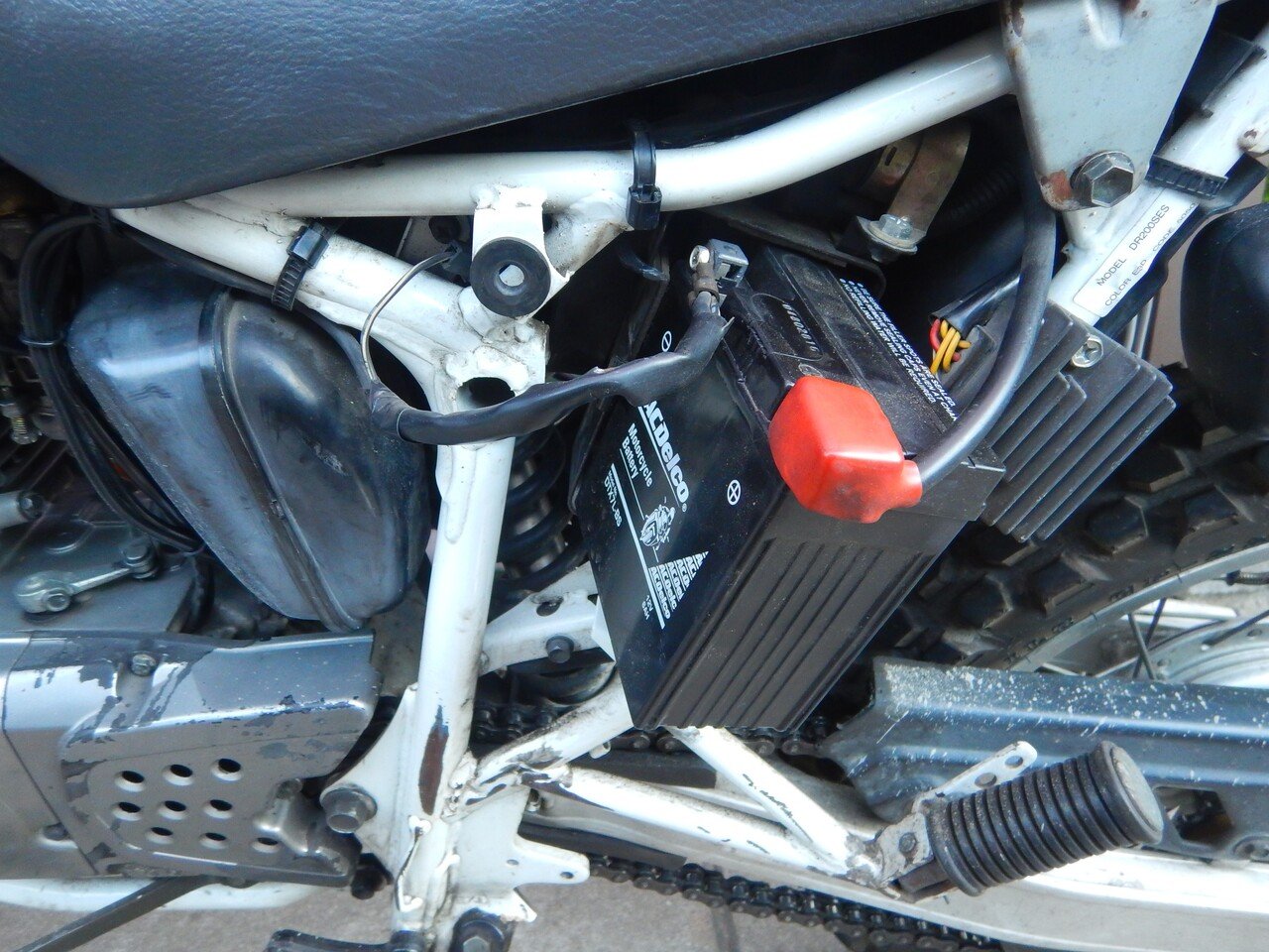 ジェベル200美車　走行22402km バッテリー新品付けます　セル&キック、DF用オイルクーラー装着、GIVIリアボックス付き令7年12月に廃車済 ジェベル200 美車 走行22402km バッテリー新品付けます セル&キック