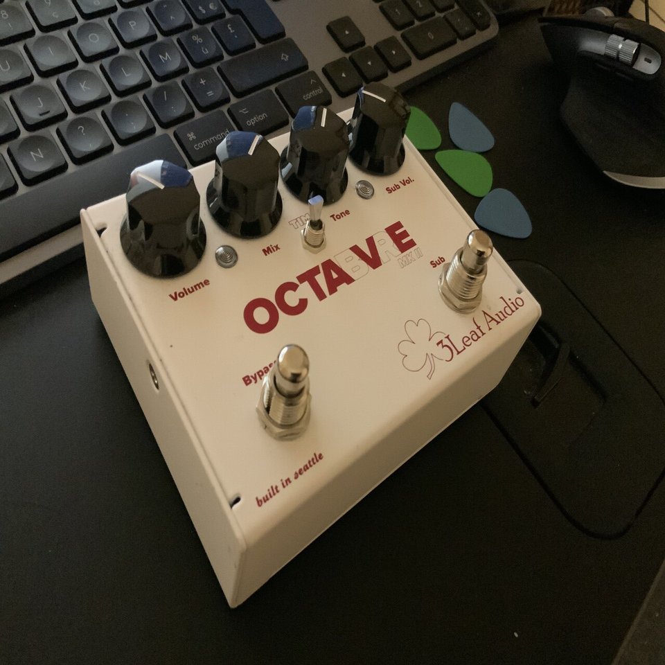 エフェクターレビュー】3 Leaf Audio/Octabvre MKII｜Kamo