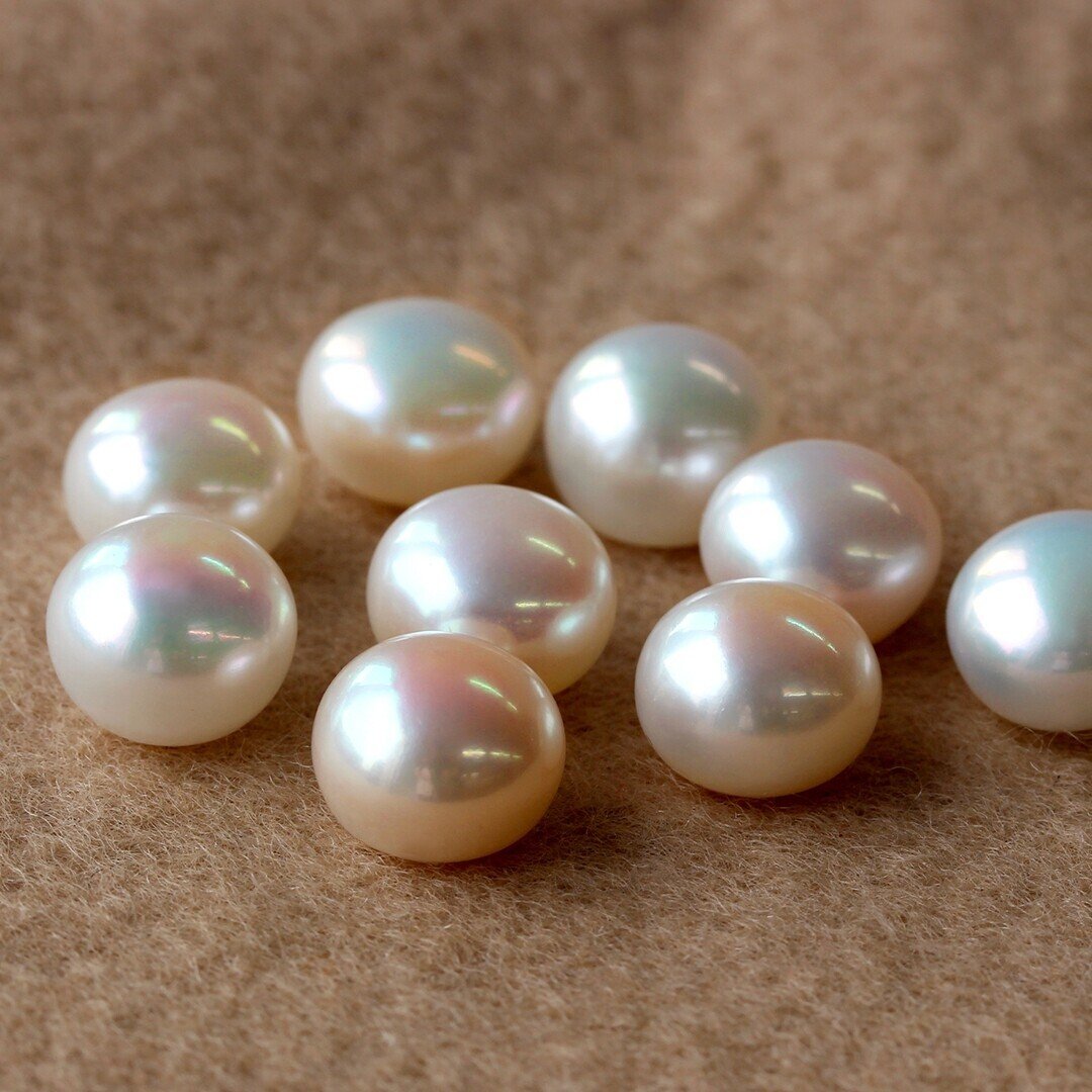 仏像真珠／淡水パール母貝 no.105