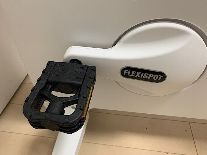 デスク付きエアロバイク】FLEXISPOT デスクバイク V9で運動不足