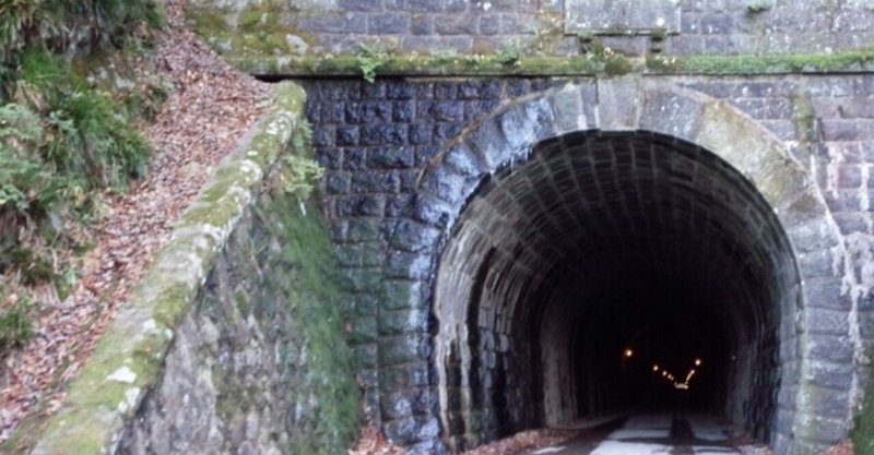 「トンネルを撮りたくなる」ポイント５選〜トンネル好きドボジョのスマホ画像から