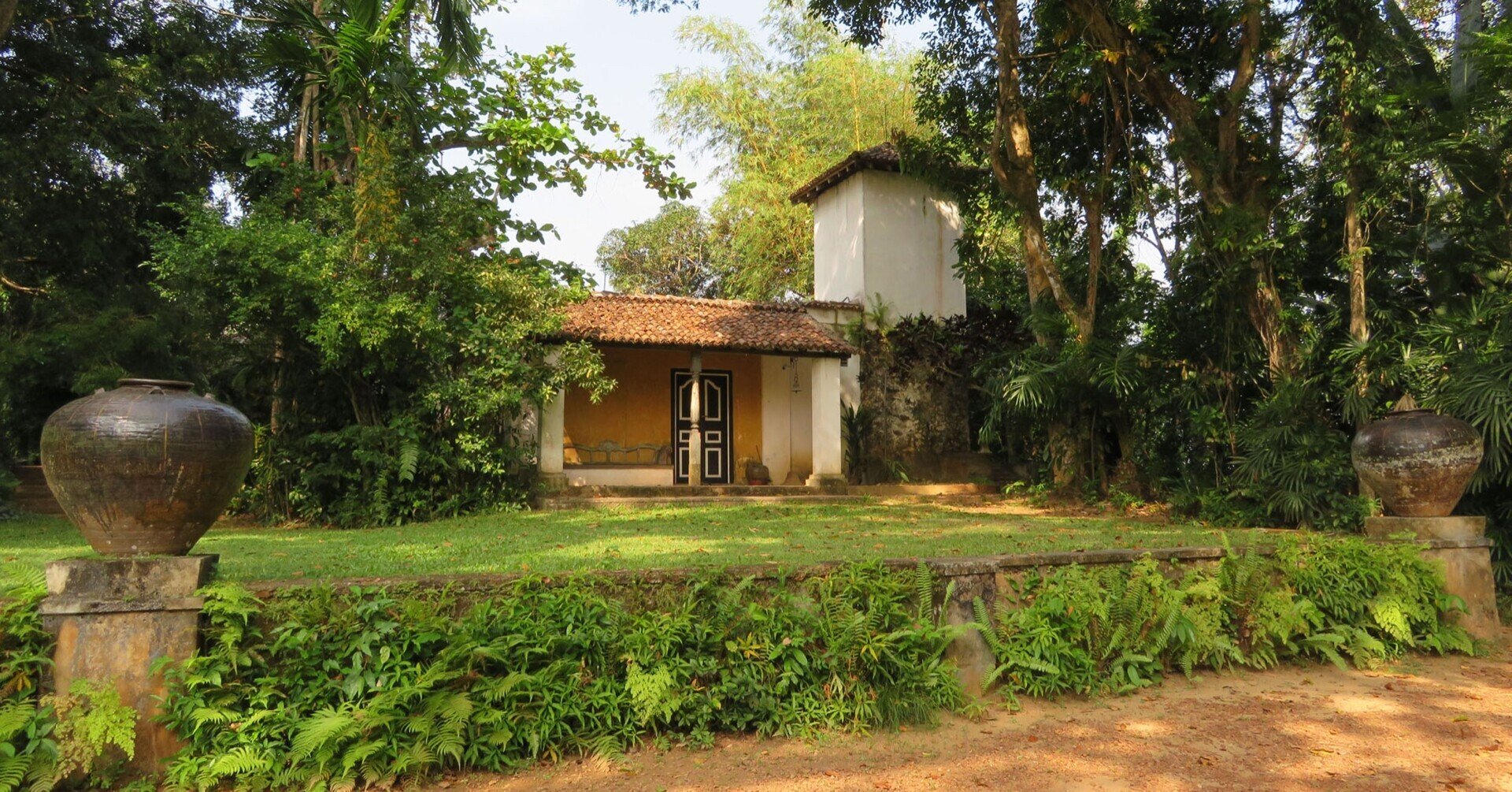 建築 100年目のthe Giftとルヌガンガ ジェフリー バワ Hiroshi Kawajiri Note 建築 100年目のthe Giftとルヌガンガ ジェフリー バワ Hiroshi Kawajiri Note