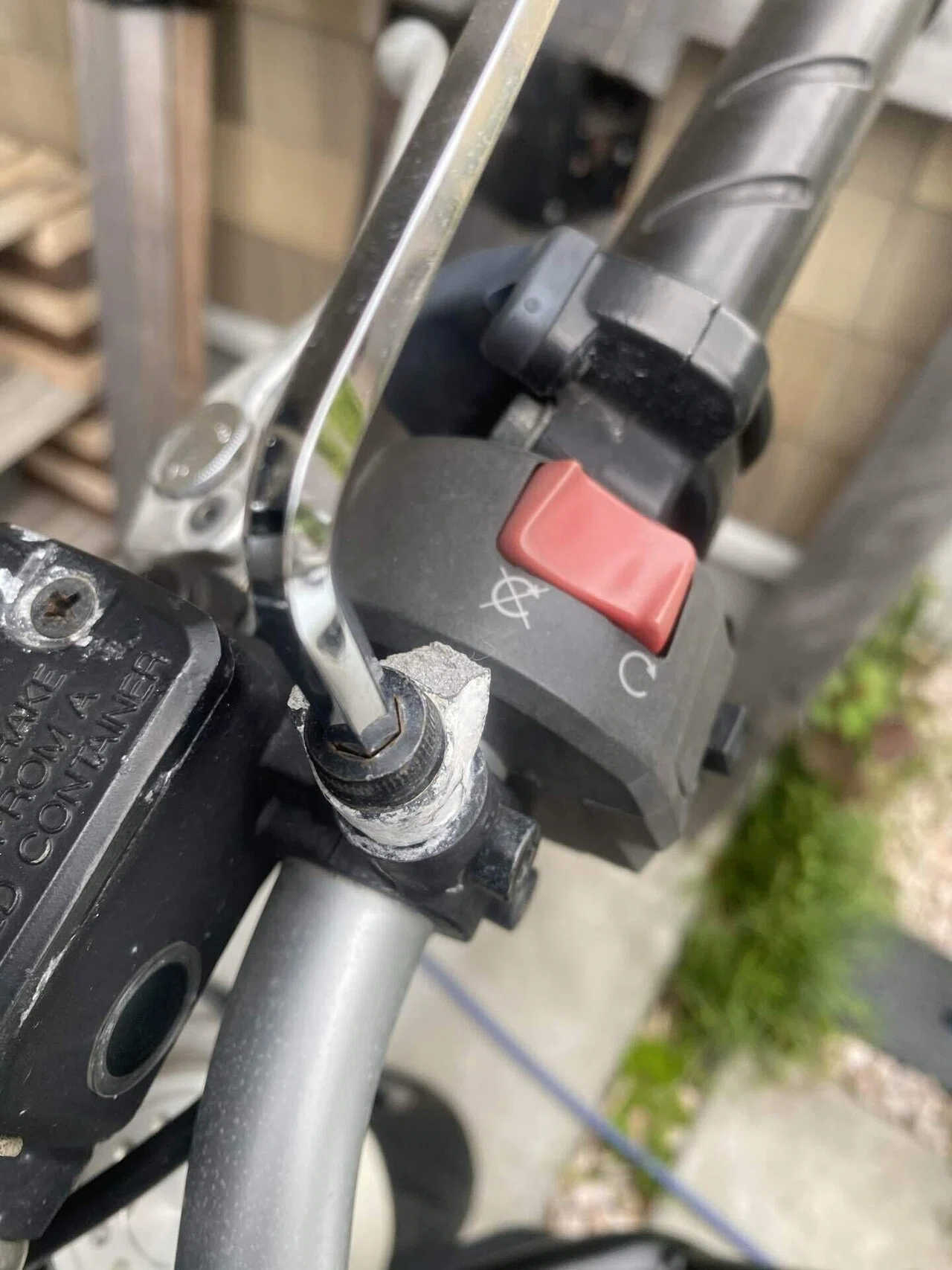 旅道具 バイク Ducati monster696plus バイク ミラー交換DIY｜shinmr