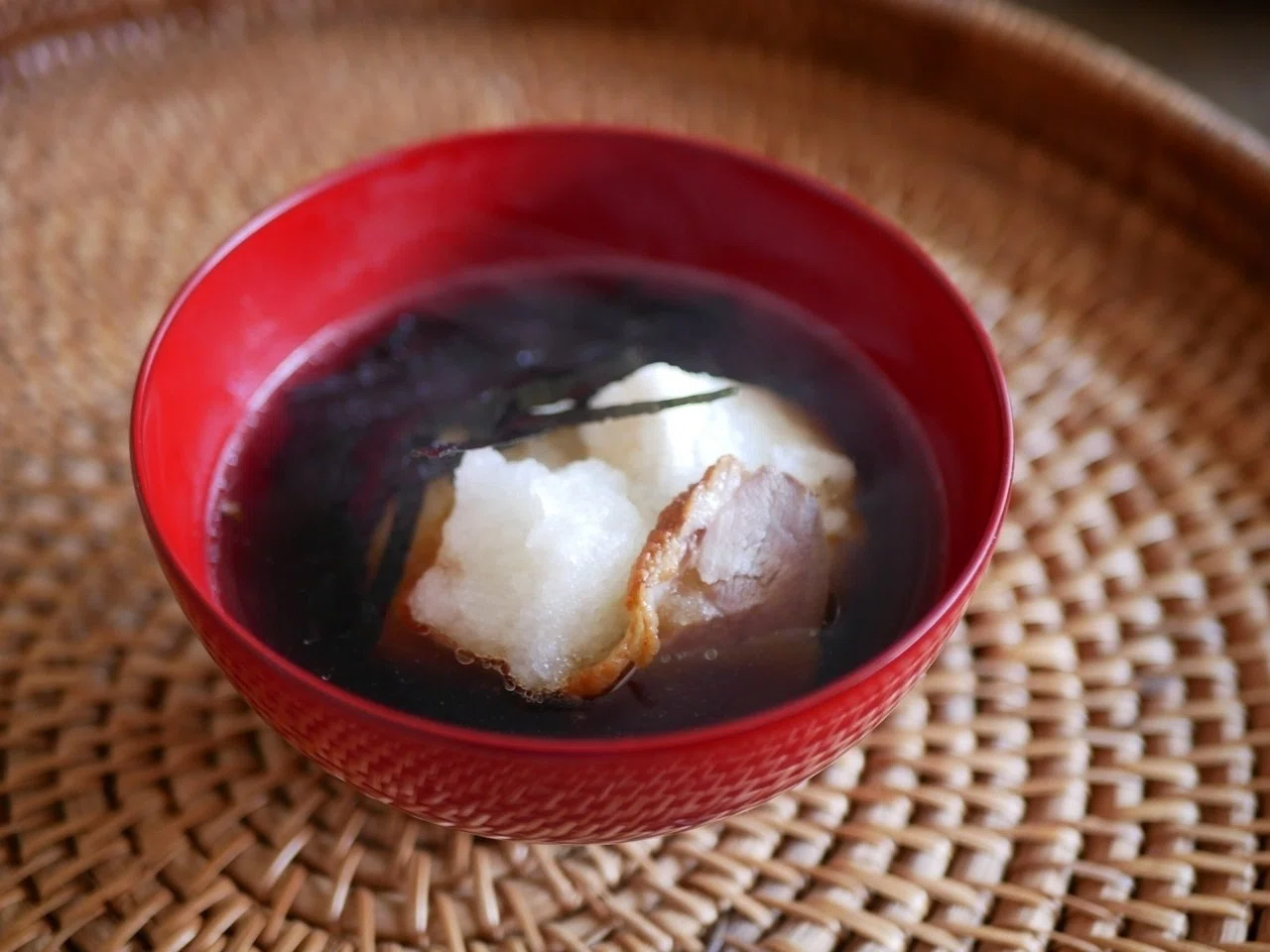 お雑煮で、あけましておめでとうございます｜有賀 薫