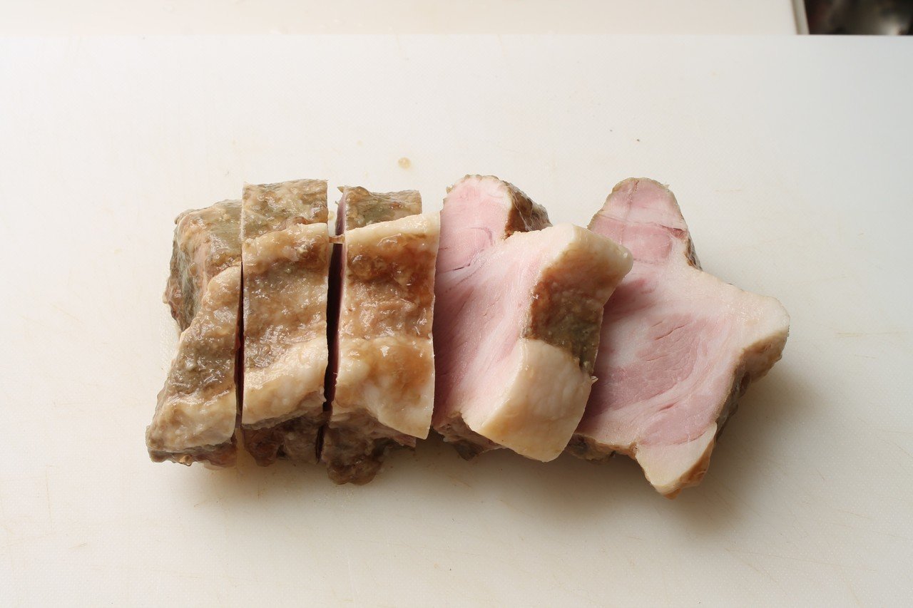 低温で24時間加熱すると豚の肩ロースも柔らかくできます 樋口直哉 Travelingfoodlab Note 低温で24時間加熱すると豚の肩ロースも柔らかくできます 樋口直哉 Travelingfoodlab Note