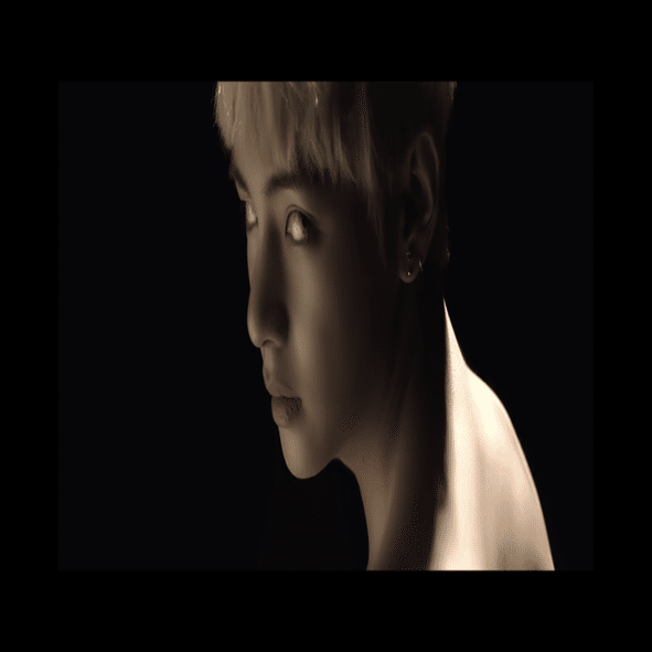 BTS：Art work_花様年華〜解放〜｜T-Crown