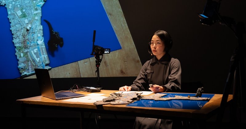 目も眩む光の中で声を聴く 佐藤朋子 オバケ東京のためのインデックス 序章 評 シアターコモンズ Note 目も眩む光の中で声を聴く 佐藤朋子 オバケ東京のためのインデックス 序章 評 シアターコモンズ Note