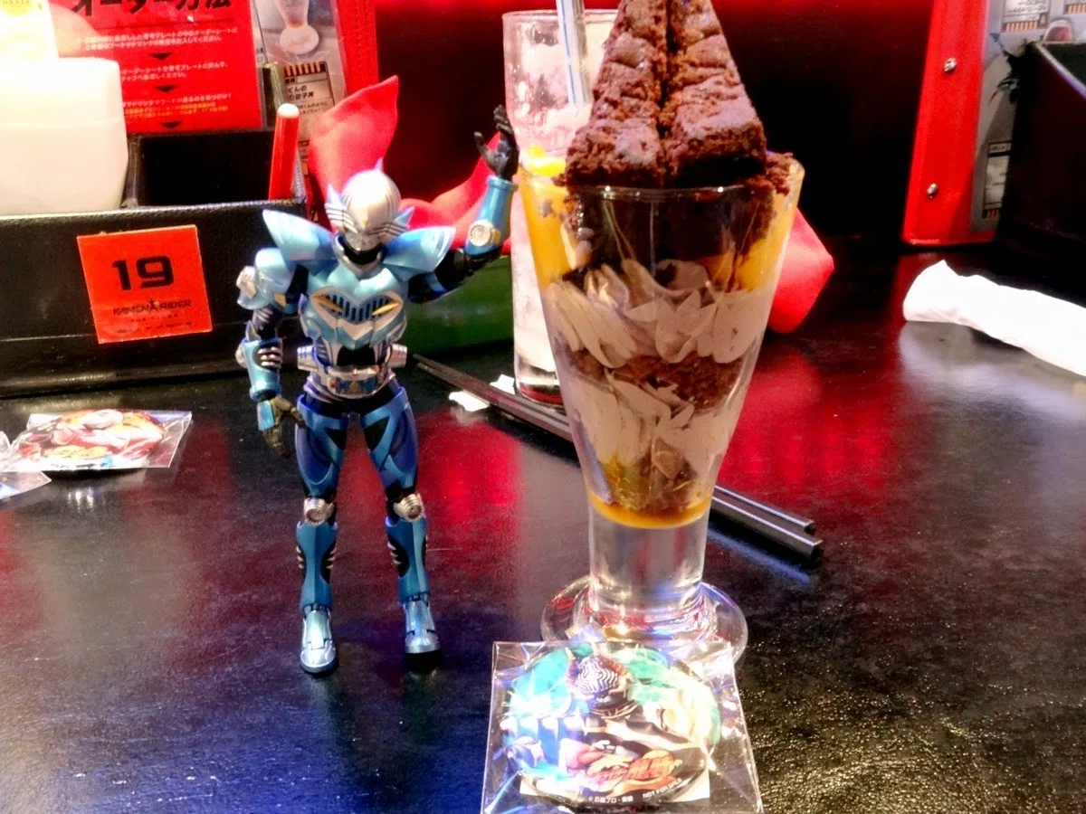 仮面ライダーザダイナー「仮面ライダー龍騎」コラボ｜shinogi