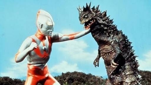 ウルトラマン 1話 2話レビュー 森秋なか Note