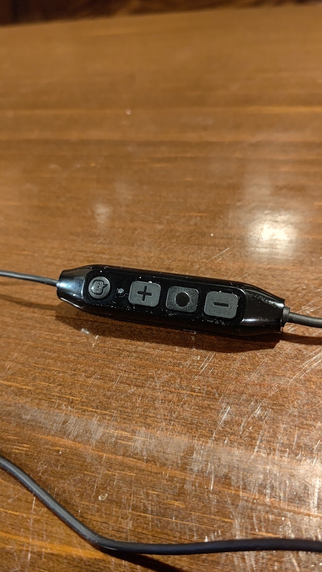 ゼンハイザーのコスパに優れたワイヤレスイヤホン「CX 350BT」の