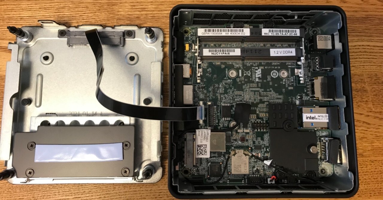 Intel NUC11で自作PC(組立・OSインストール編)｜Litt