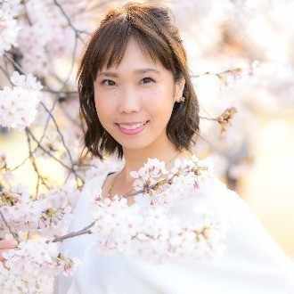 八木志芳(ラジオDJ・ナレーター)               八木志芳(ラジオDJ・ナレーター)
