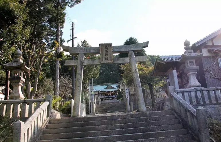生石神社鳥居