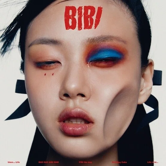 BIBI（비비）「Life is a Bi…（인생은 나쁜X）」は優しい悪魔のつま先