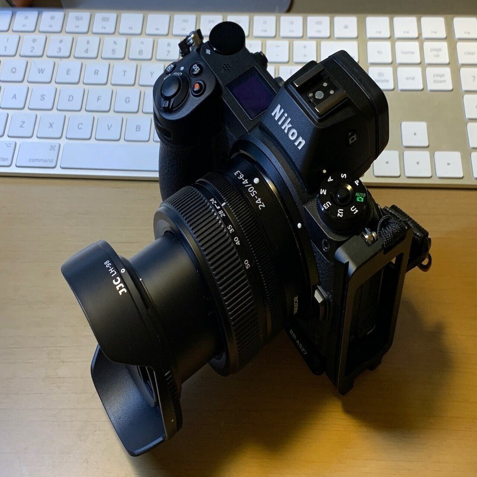 Nikon Z 24-50 F4-6.3 ズームレンズ ニコン、重さ約195gの標準ズーム