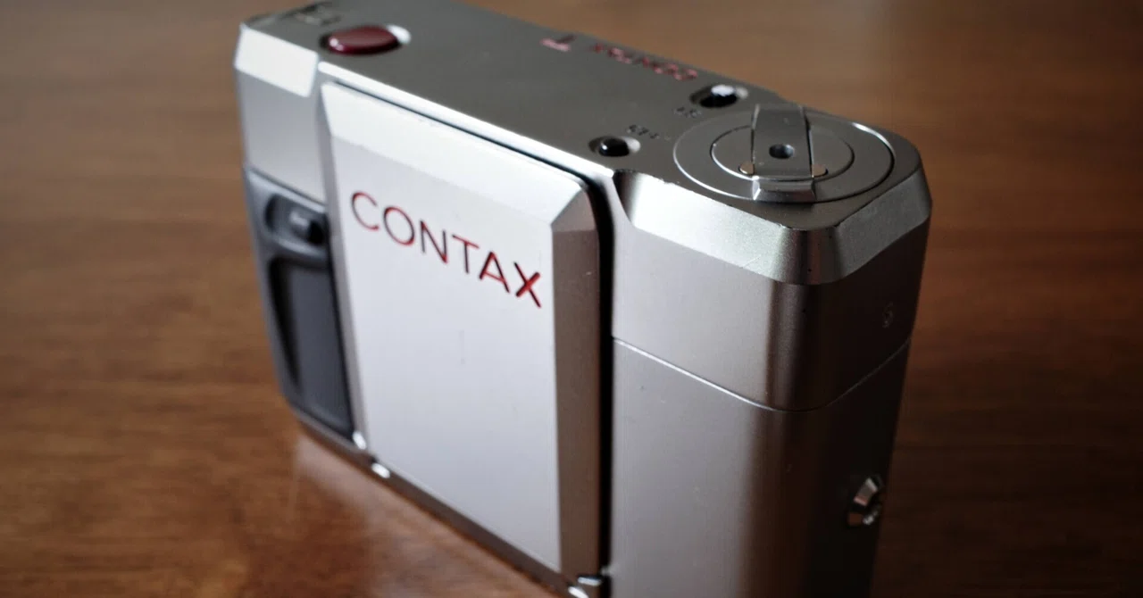 コンタックス CONTAX T VS コンパクトカメラ #2195931A（CONTAX T 